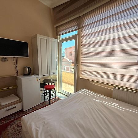 IQ Hotel Istanboel Buitenkant foto